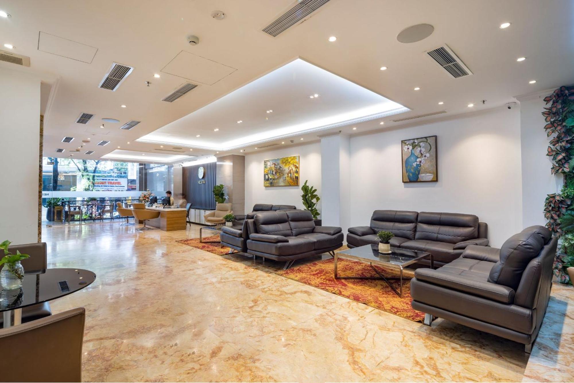 Nesta Hotel Saigon Хошимин Экстерьер фото